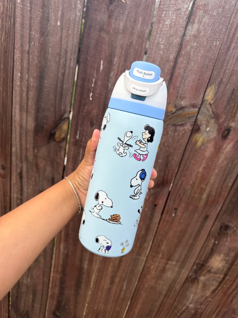 32 oz Owala Light Blue - Snoopy Edition